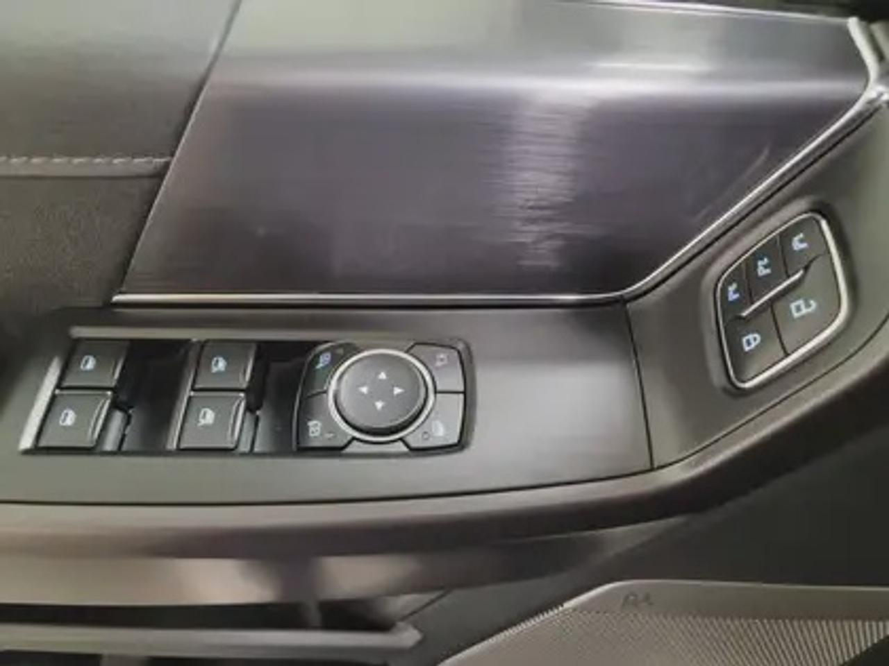 13829973