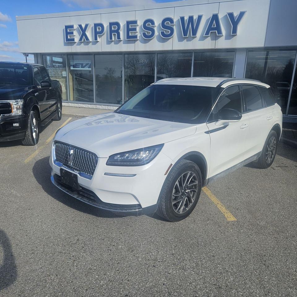 Used 2020 Lincoln Corsair AWD, LOCAL TRADE, NAVIGATION, HEATED SEATS/WHEEL! for sale in New Hamburg, ON