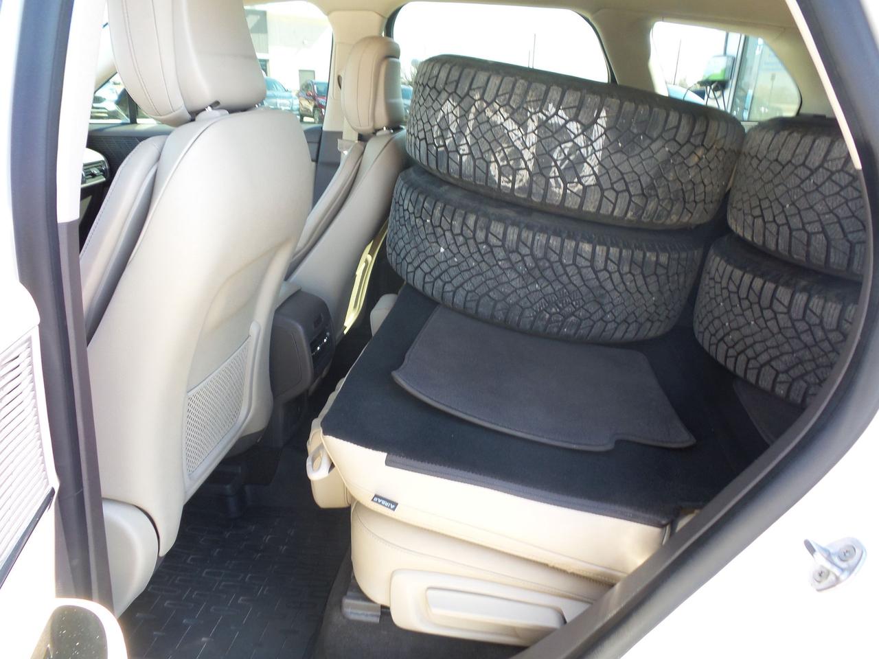 2020 Lincoln Corsair AWD, LOCAL TRADE, NAVIGATION, HEATED SEATS/WHEEL! Photo