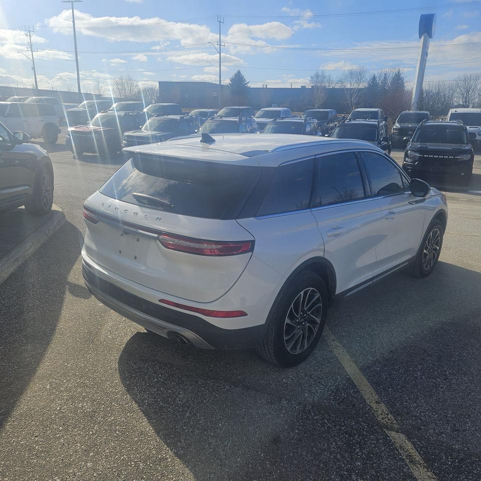 2020 Lincoln Corsair BASE AWD Photo4