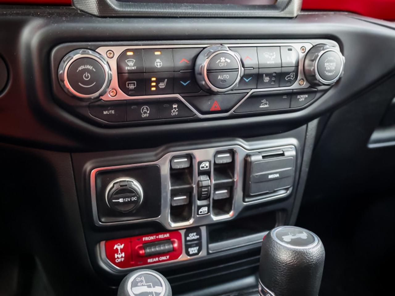 2023 Jeep Wrangler Unlimited Rubicon  -  Navigation Photo