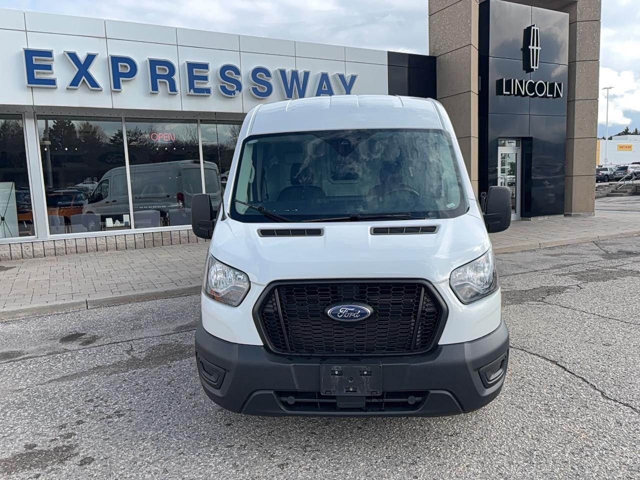 2024 Ford Transit AWD TRANSIT 250, MEDIUM ROOF, CLOTH, REAR CAMERA Photo
