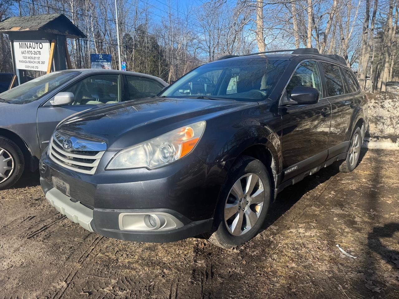 2012 Subaru Outback 2.5i Touring Photo