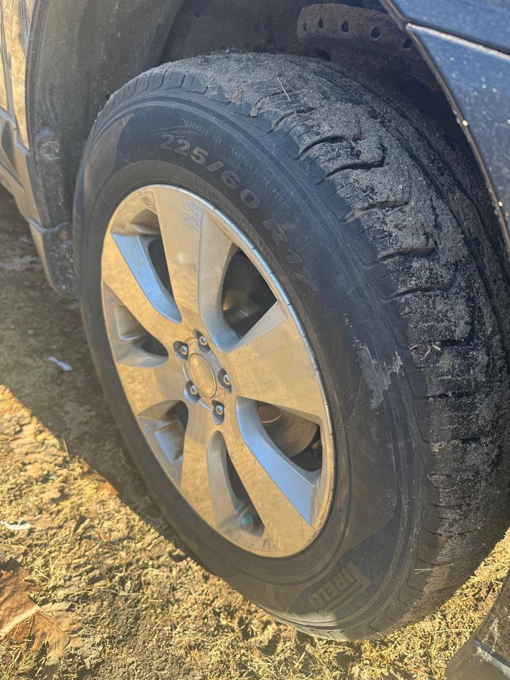 2012 Subaru Outback 2.5i Touring Photo