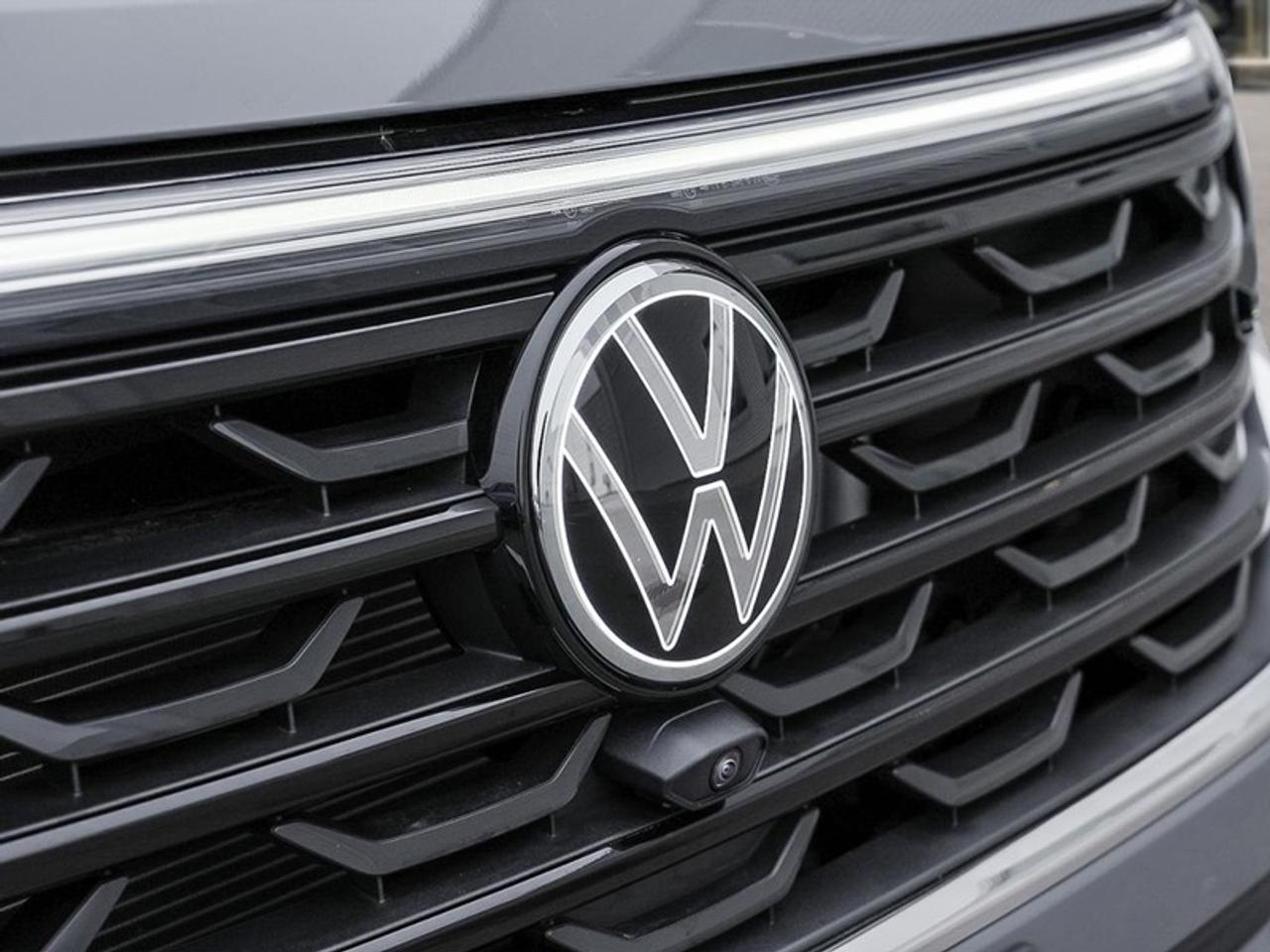 2026 Volkswagen Atlas Cross Sport Execline  - Massaging Seats Photo