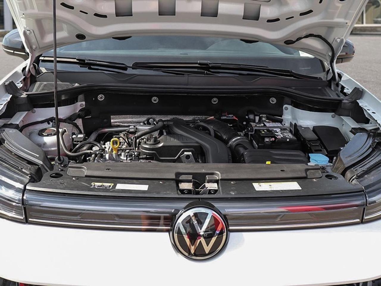 2026 Volkswagen Taos Comfortline Black Edition Photo