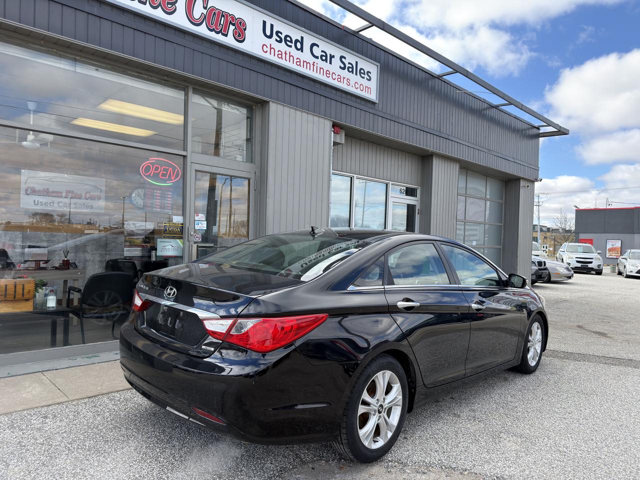 2012 Hyundai Sonata LIMITED Photo2