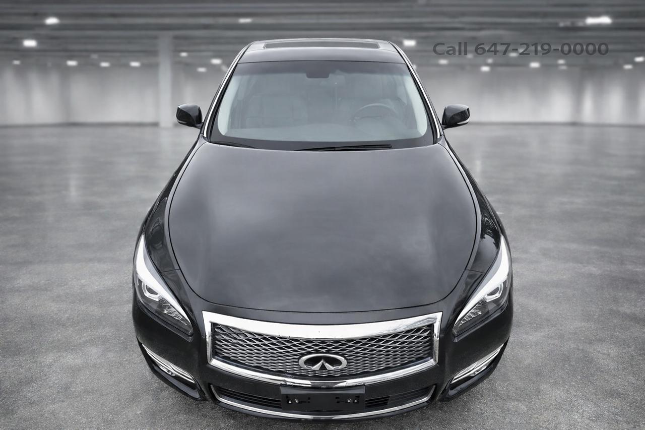 2016 Infiniti Q70 Premium Photo
