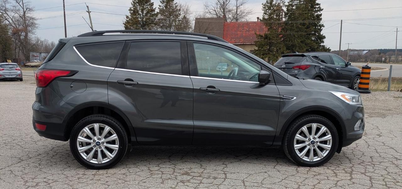2019 Ford Escape SEL Photo