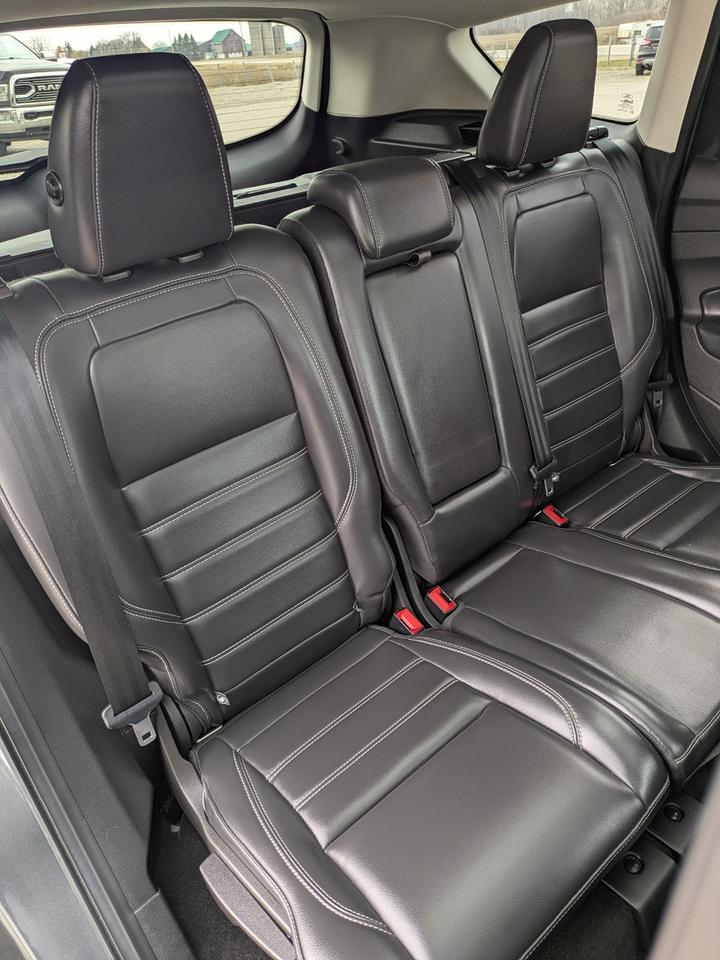 2019 Ford Escape SEL Photo