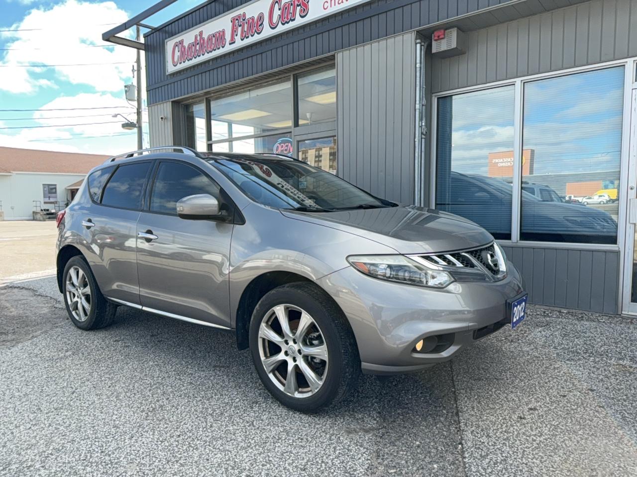 2012 Nissan Murano LE Photo1