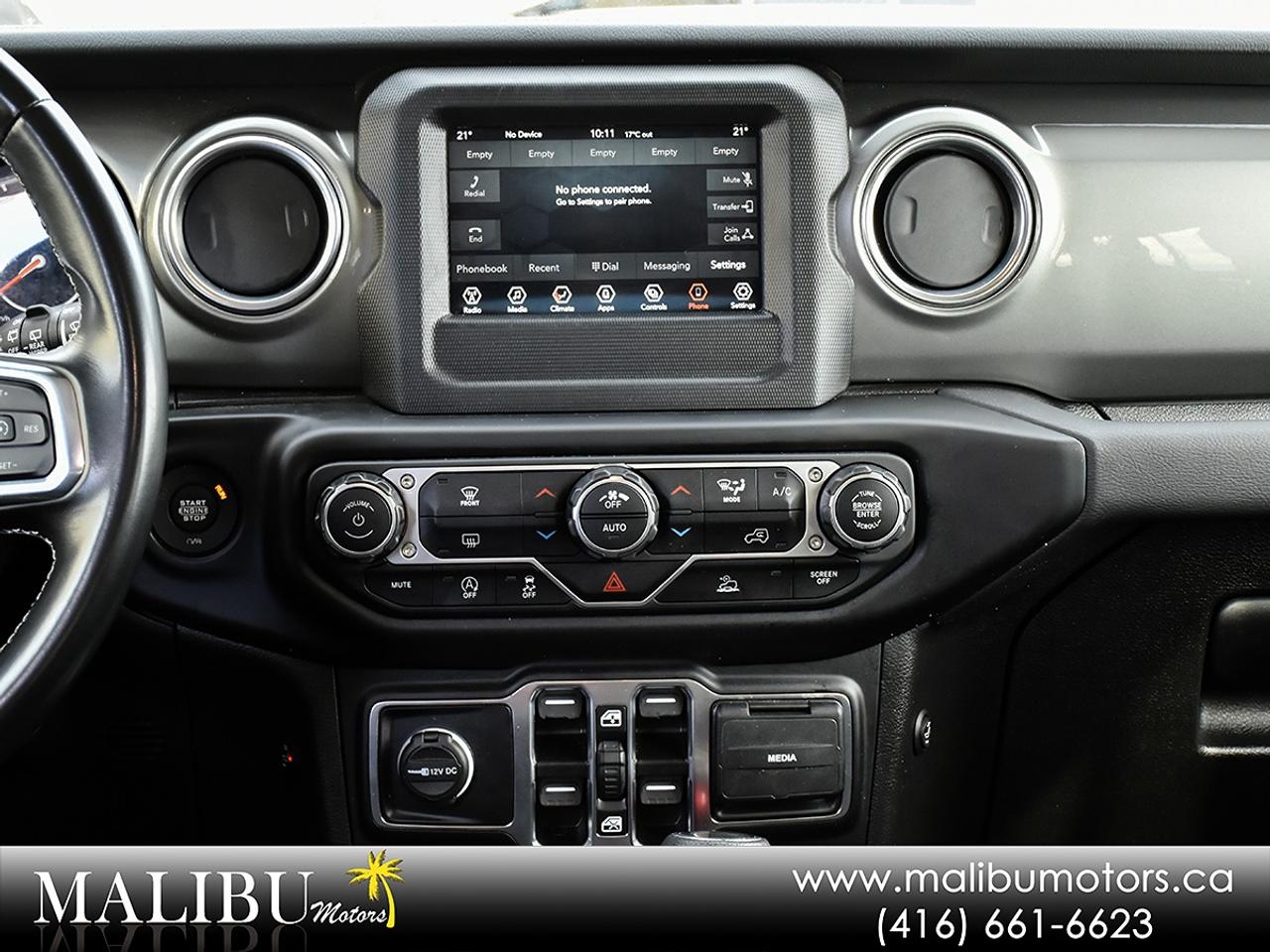2021 Jeep Wrangler Unlimited Sahara Photo