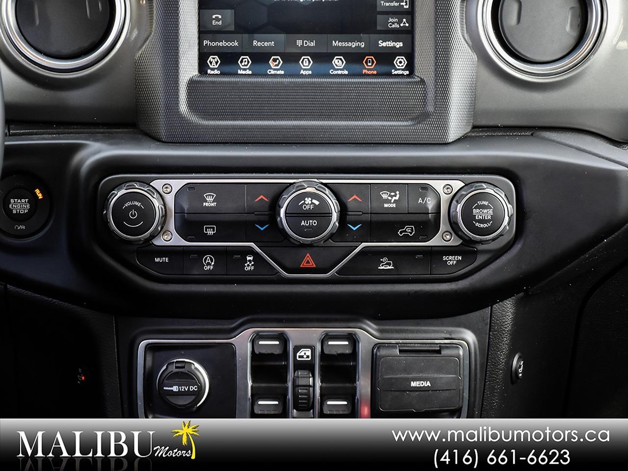 2021 Jeep Wrangler Unlimited Sahara Photo