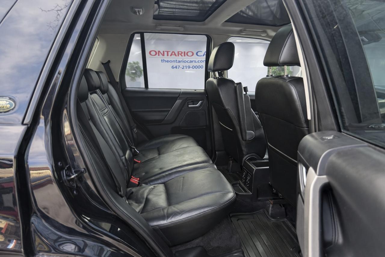 2008 Land Rover LR2 SE Photo