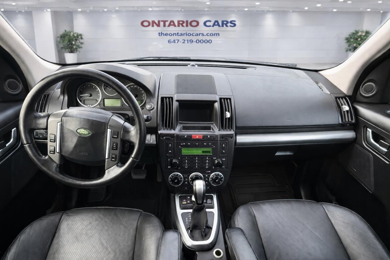 2008 Land Rover LR2 SE Photo