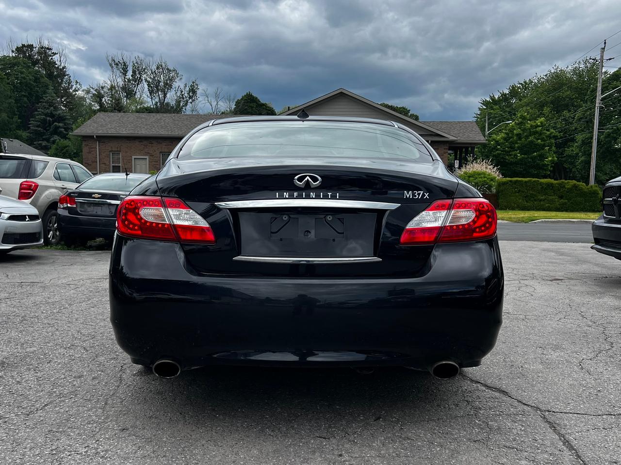 2012 Infiniti M37x 4dr Sdn AWD Photo