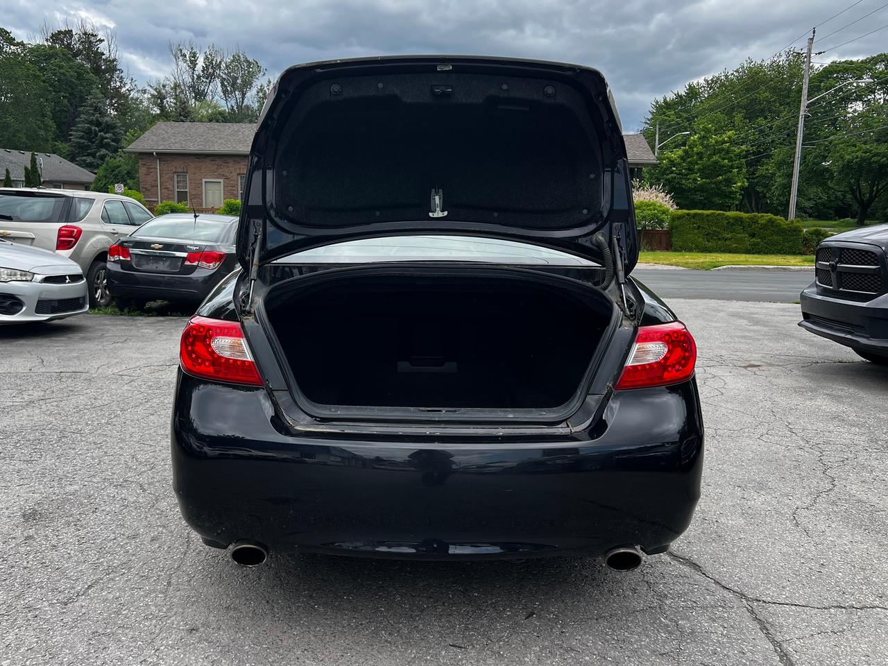 2012 Infiniti M37x 4dr Sdn AWD Photo
