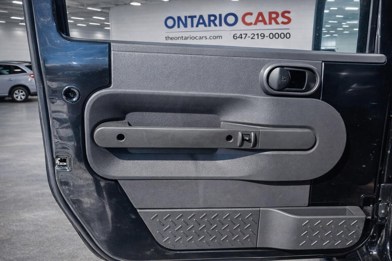 2008 Jeep Wrangler Sahara Photo