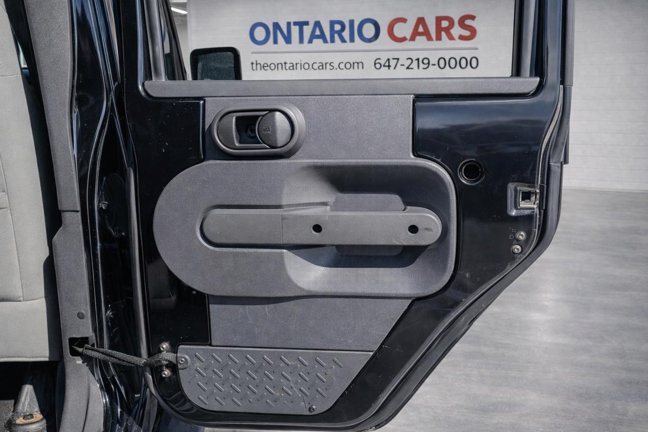 2008 Jeep Wrangler Sahara Photo