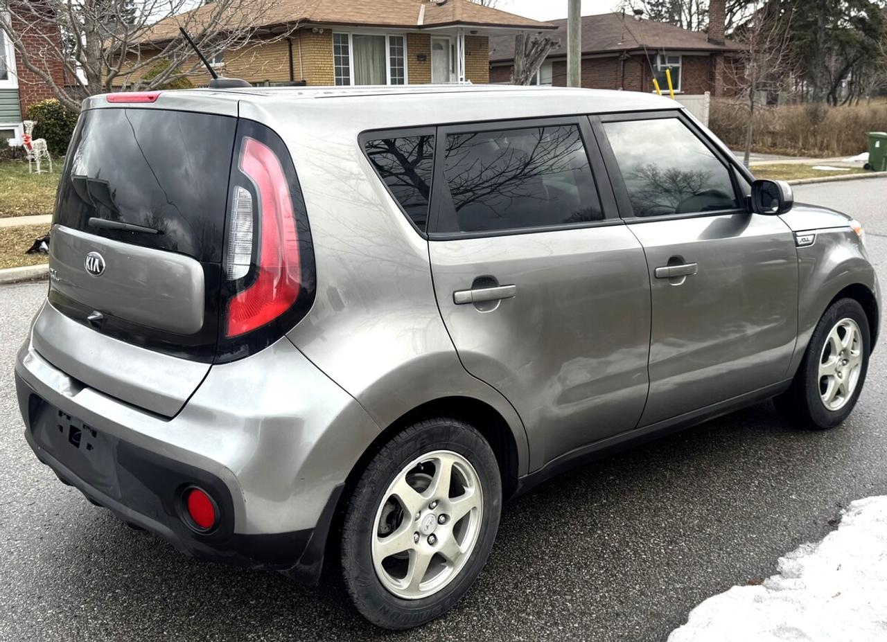 2019 Kia Soul LX Photo