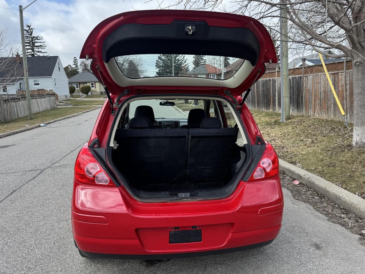 2008 Nissan Versa 1.8 S Photo
