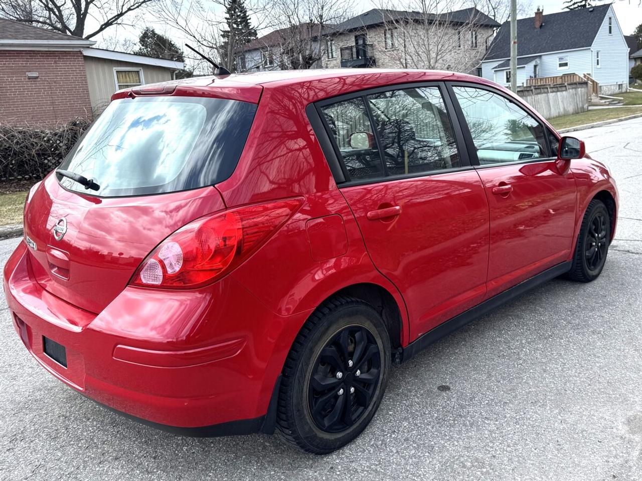 2008 Nissan Versa 1.8 S Photo