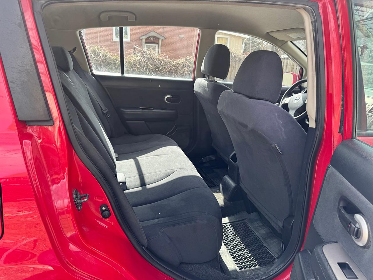 2008 Nissan Versa 1.8 S Photo