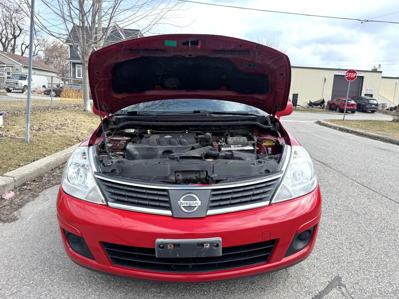2008 Nissan Versa 1.8 S Photo