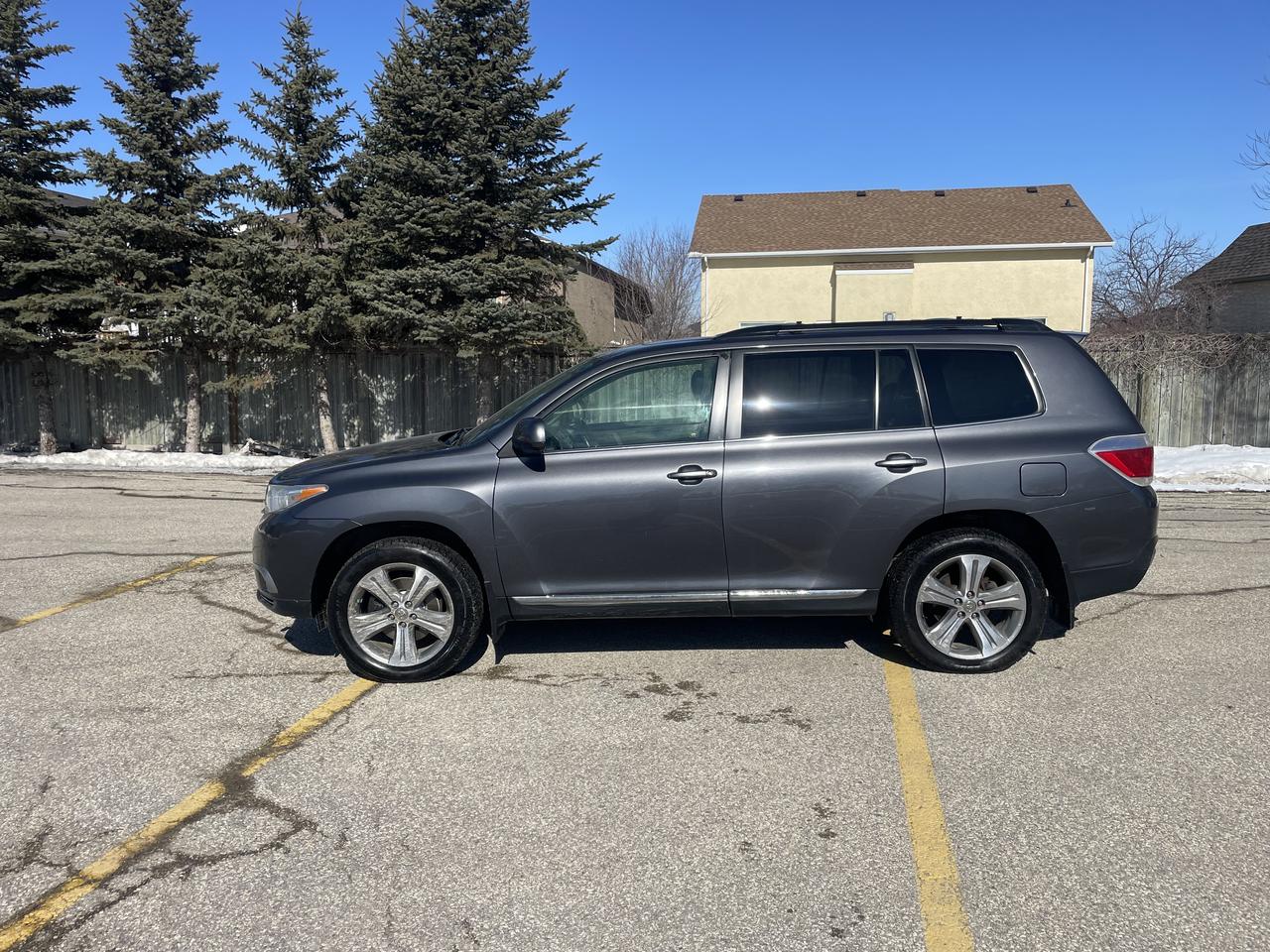 <p>Exceptionally nice condition on this very hard to find 2011 Toyota Highlander 7 Passenger, V6 Automatic, Four Wheel Drive, Dark Charcoal Metallic, Power Sunroof, Bluetooth, Black Leather Heated seats, Reverse Camera, Air Conditioned, cruise control, Power windows locks & Seats, Nice Pirelli tires on Factory Alloy wheels , Safety Certified and serviced. &nbsp;Ready for its new owner. Fantastic Service history and no major accidents, As part of our full disclosure policy a Carfax report comes with every vehicle and is available on our website. &nbsp;Priced Very reasonably at $15,950.. plus taxes. Call today to set up an appointment to view and test drive. Westside Sales Ltd. &nbsp;1461 Waverley Street 204 488 3793. All vehicles safety certified and serviced,. Buy with confidence, We are one of the most established used car dealerships in Winnipeg. Come check us out... theres a reason we have been around since 1985 at the same location. &nbsp; &nbsp;See our other great deals at WWW.Westsidesales.CA Apply for financing on our website. &nbsp;Check us out on facebook and instagram @westsidesale &nbsp; DP#9491.</p>