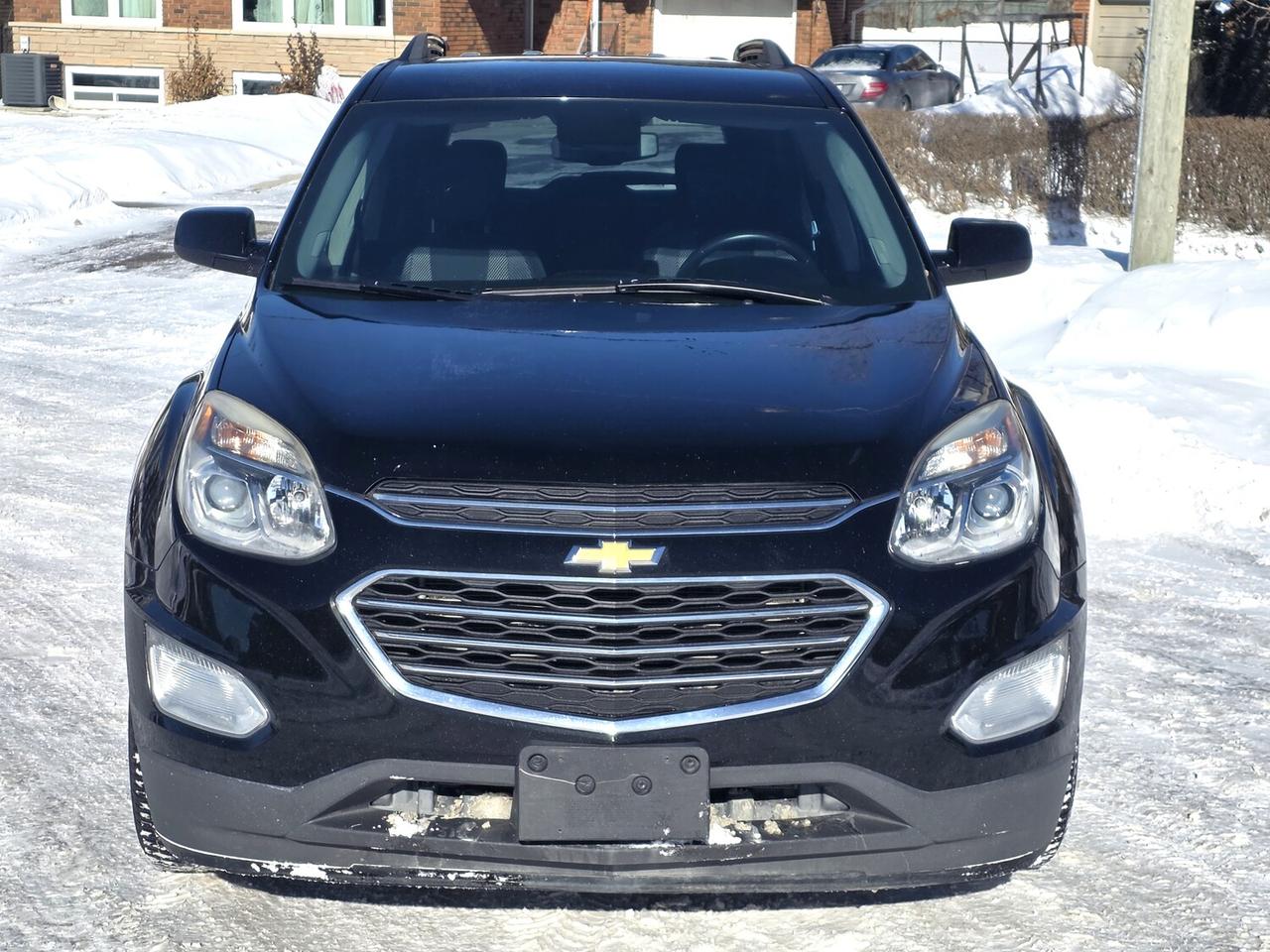 2017 Chevrolet Equinox LT Photo