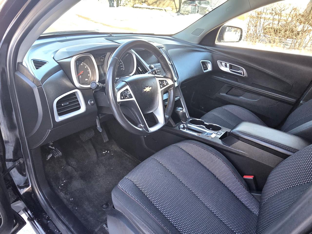 2017 Chevrolet Equinox LT Photo