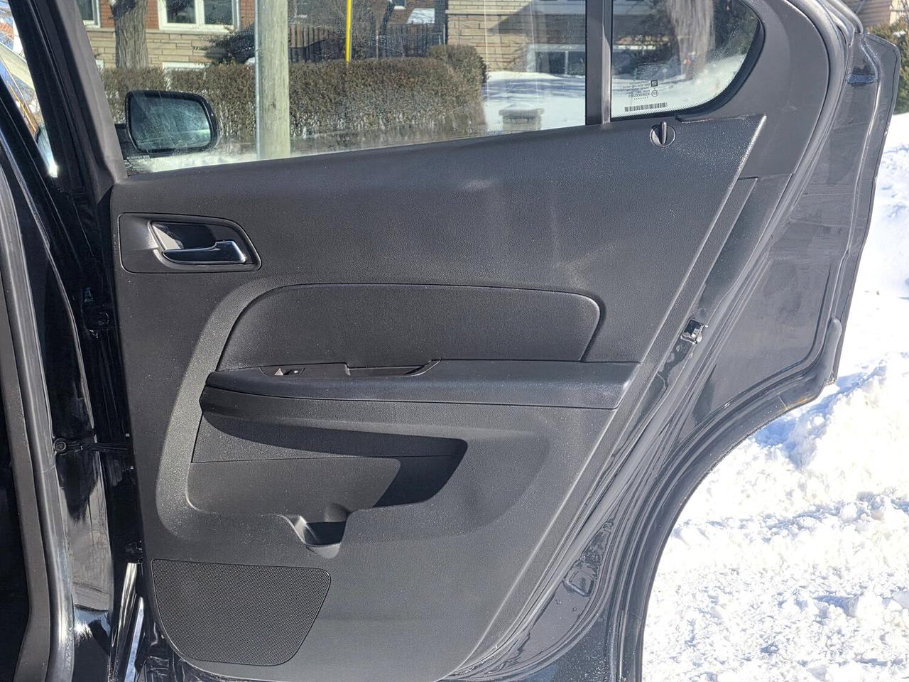 2017 Chevrolet Equinox LT Photo