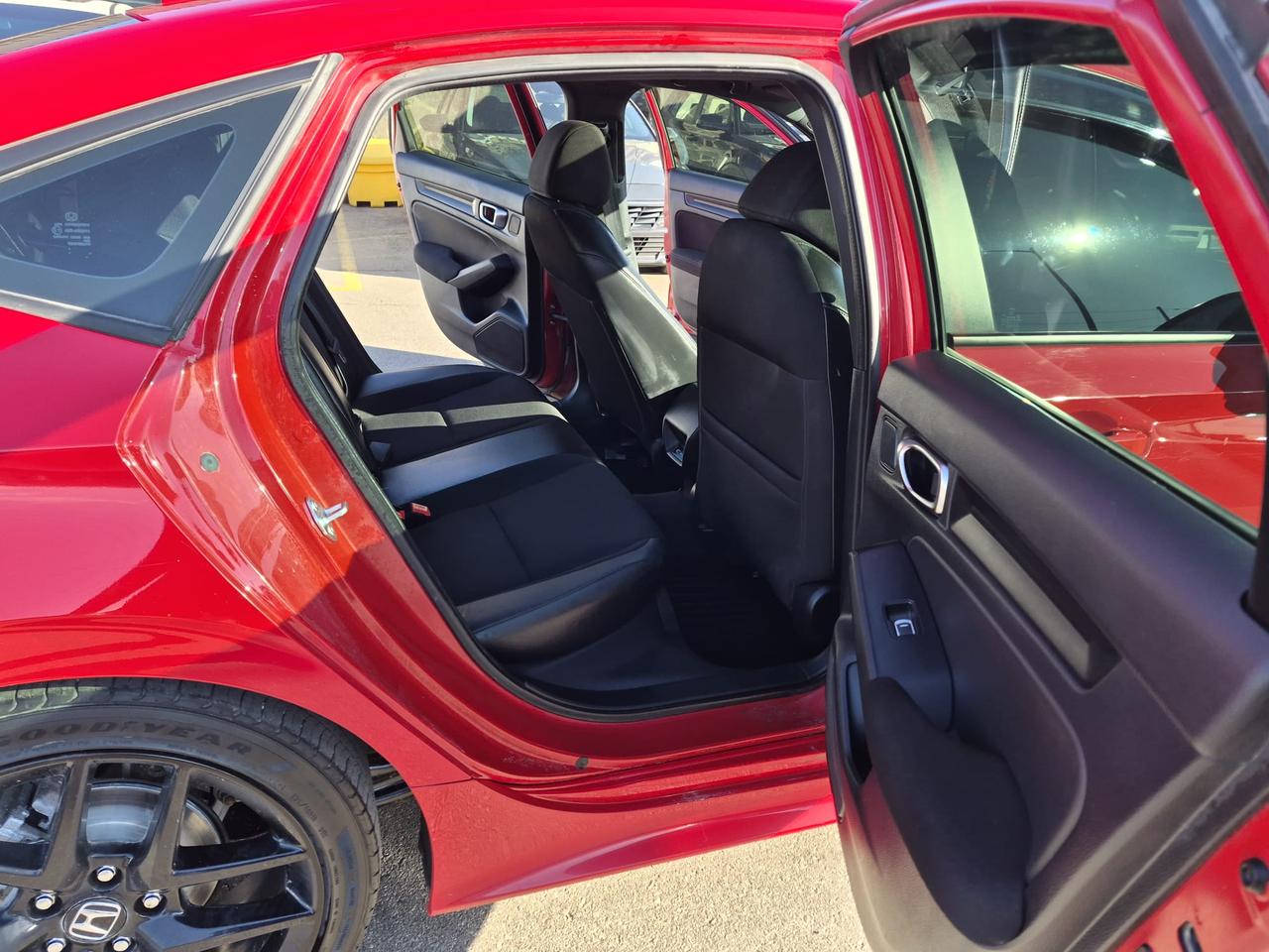 2022 Honda Civic Sport SUNROOF AUTO B-TOOTH B-CAMERA BLINDSPOT Photo