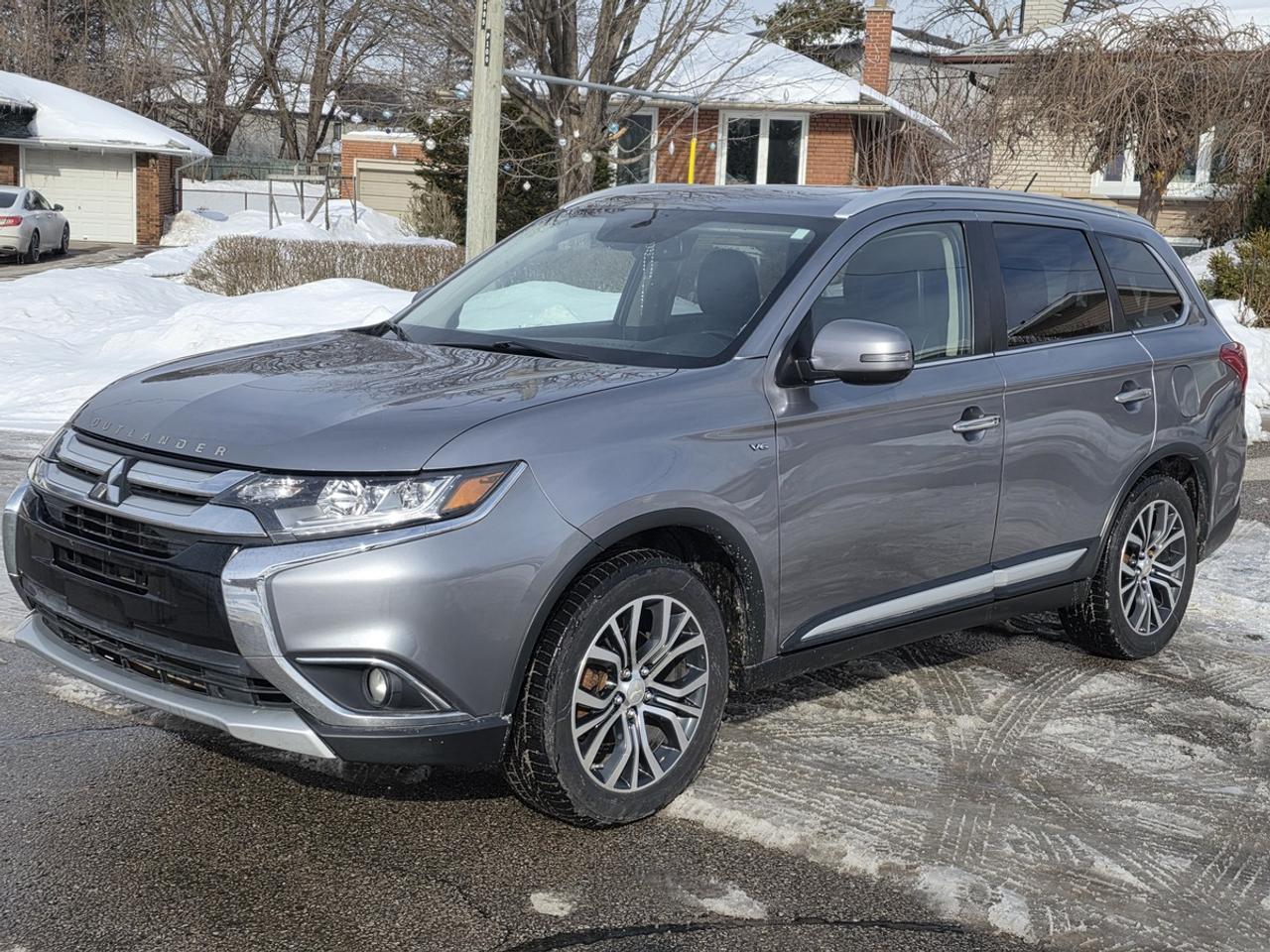 2016 Mitsubishi Outlander GT Photo