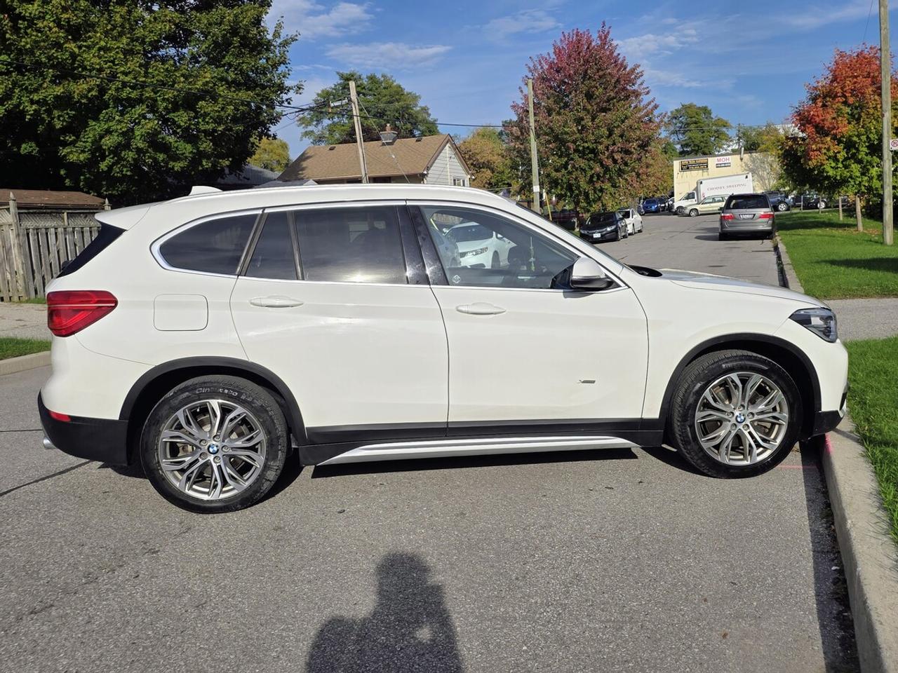 2016 BMW X1 xDrive28i Photo