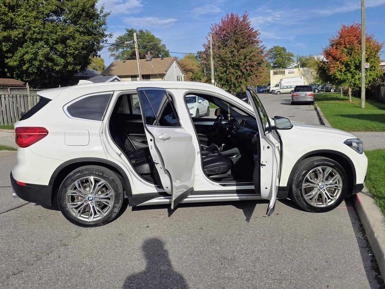 2016 BMW X1 xDrive28i Photo