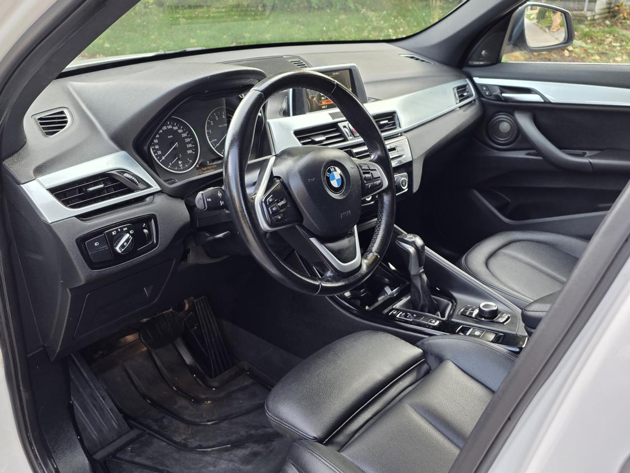 2016 BMW X1 xDrive28i Photo