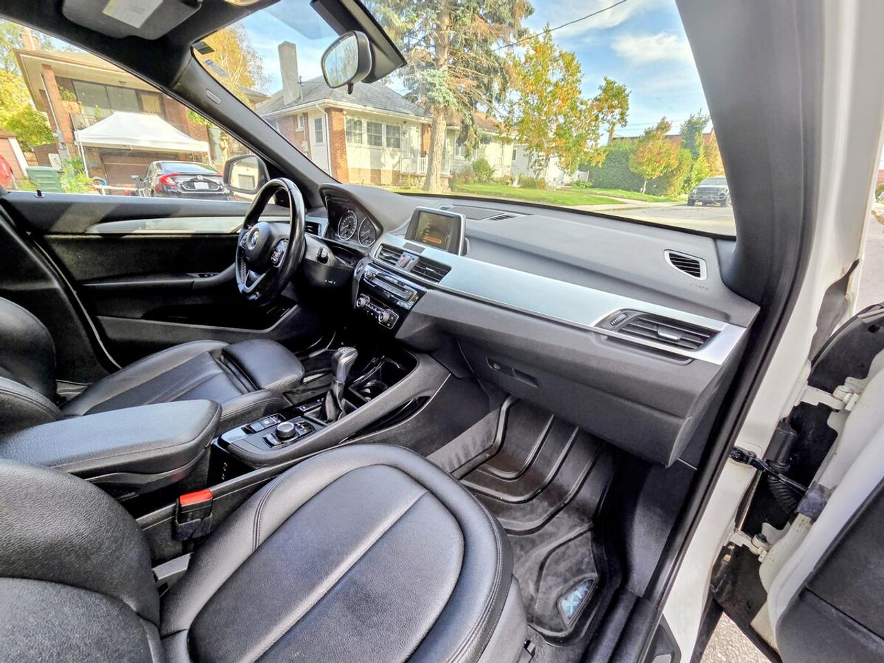 2016 BMW X1 xDrive28i Photo