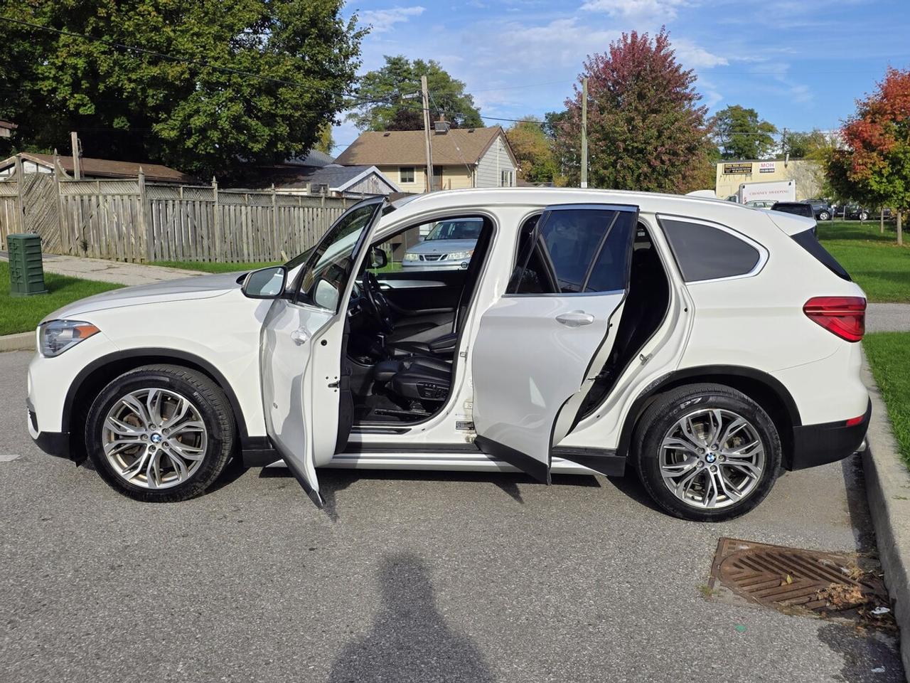 2016 BMW X1 xDrive28i Photo
