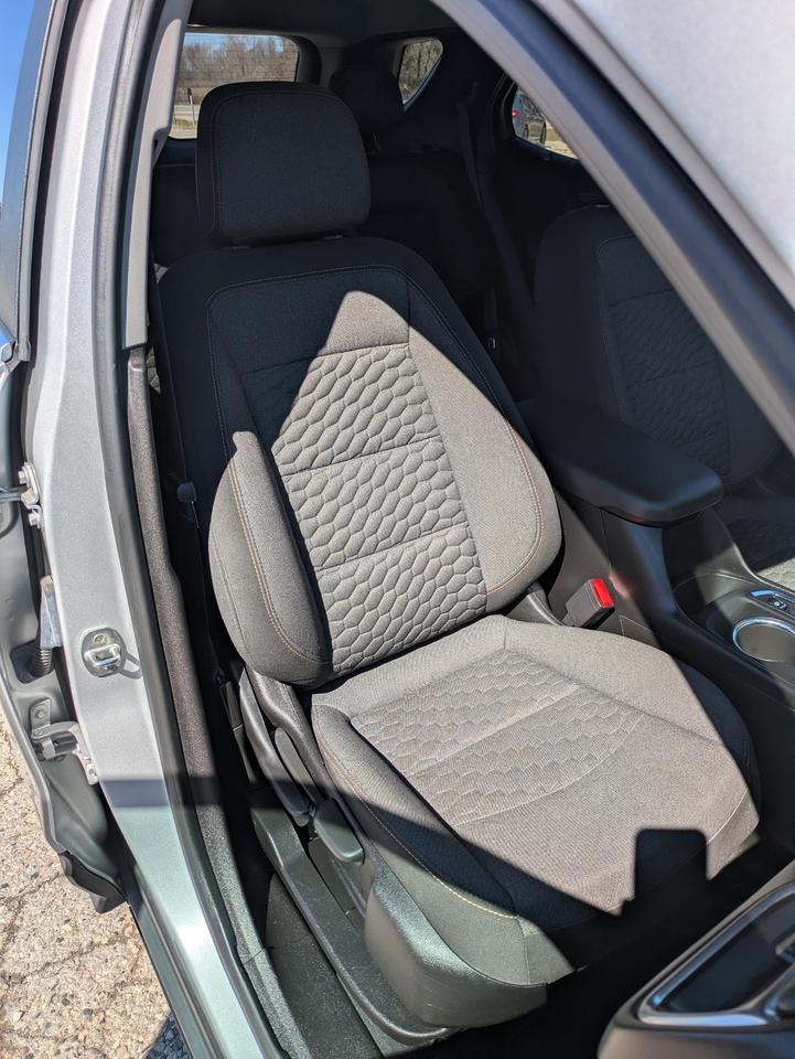 2021 Chevrolet Equinox LT Photo
