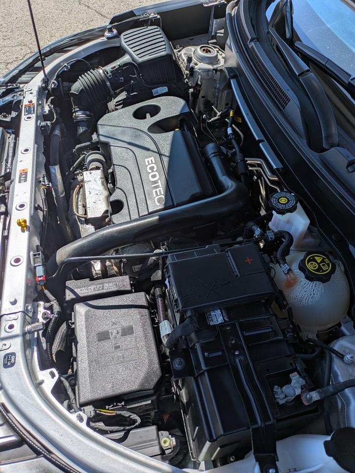 2021 Chevrolet Equinox LT Photo