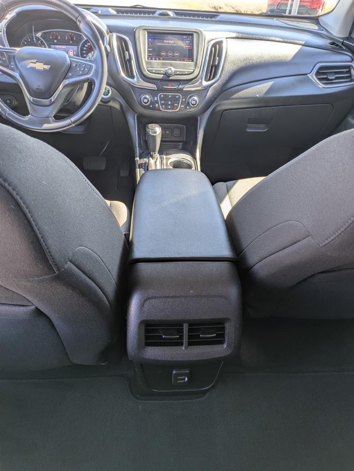 2021 Chevrolet Equinox LT Photo