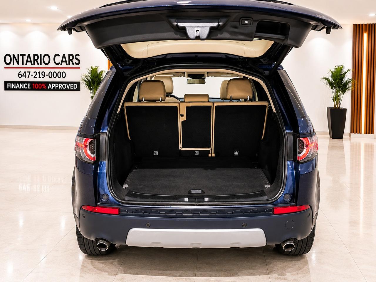 2016 Land Rover Discovery Sport HSE Photo