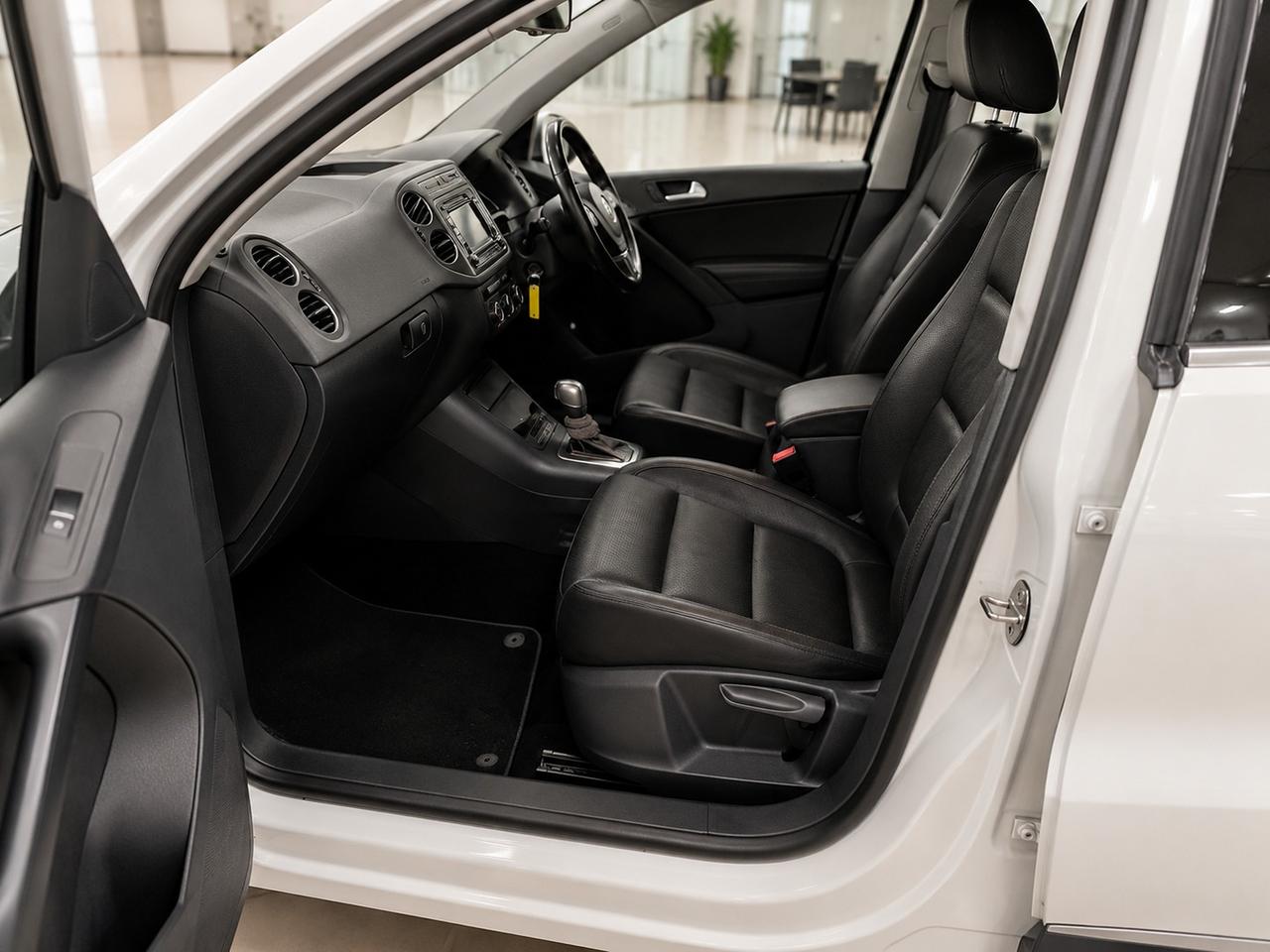 2014 Volkswagen Tiguan Trendline Photo