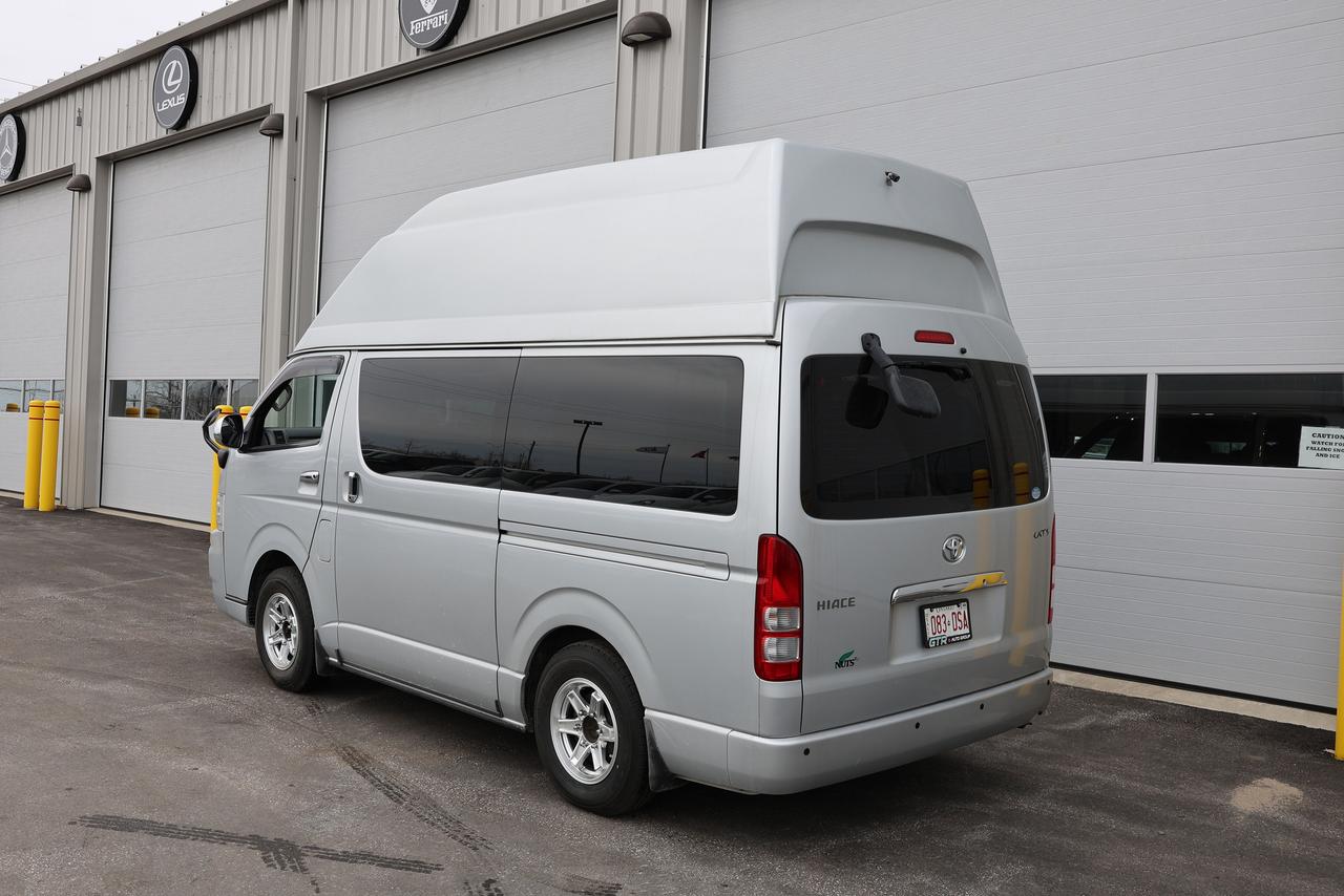 2007 Toyota Hiace 4WD 2.7L - CAMPING VAN|JAPAN IMPORT|RHD Photo3