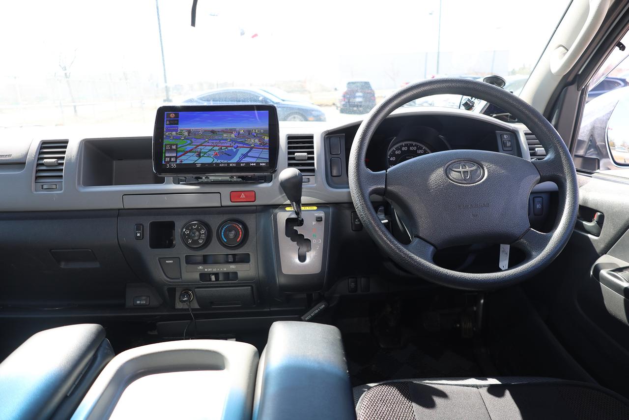 2007 Toyota Hiace 4WD 2.7L - CAMPING VAN|JAPAN IMPORT|RHD Photo
