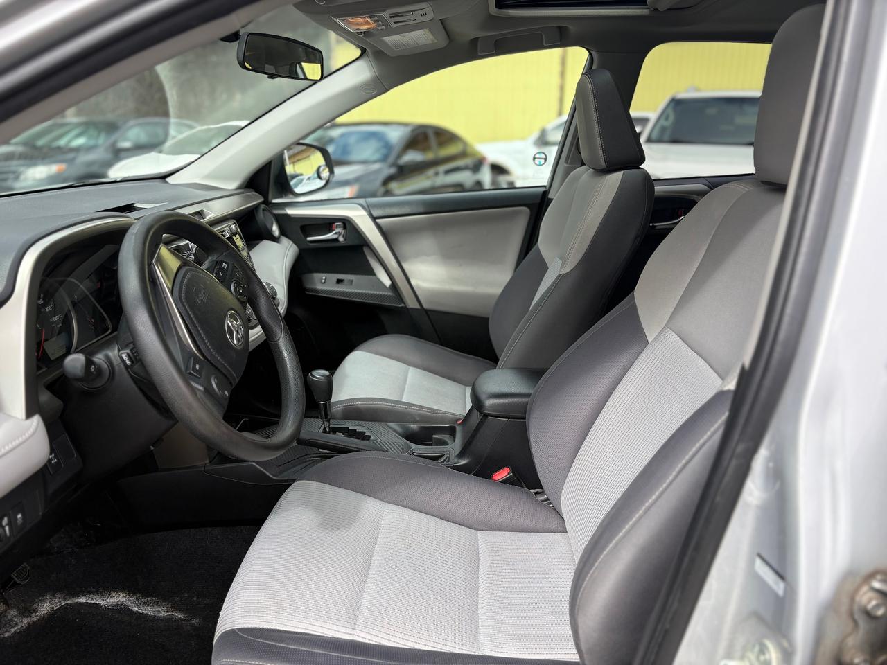 2015 Toyota RAV4  AWD XLE,AWD,SUNROOF,CLEAN CARFAX.CERTIFIED,+WARRANTY Photo