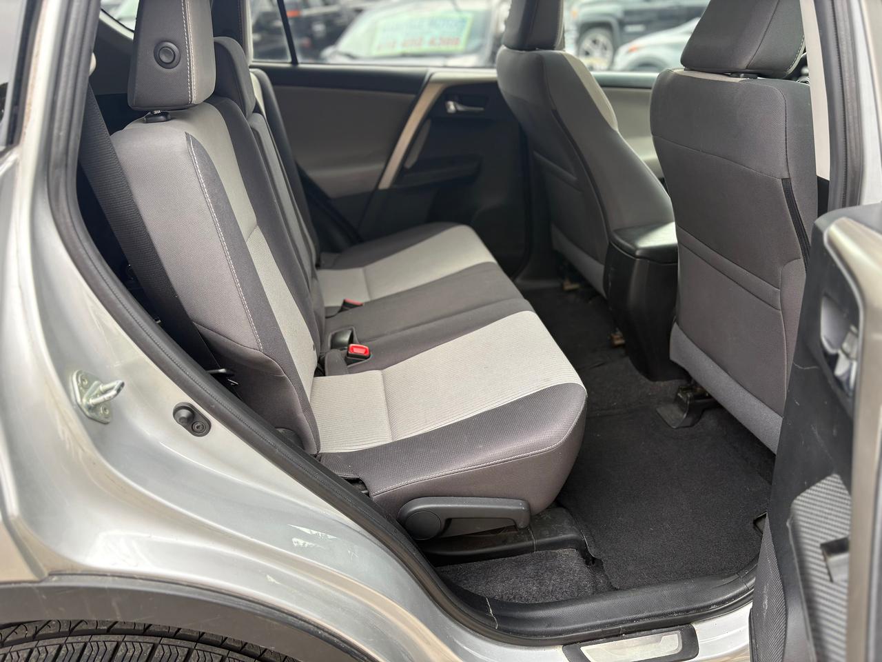 2015 Toyota RAV4  AWD XLE,AWD,SUNROOF,CLEAN CARFAX.CERTIFIED,+WARRANTY Photo