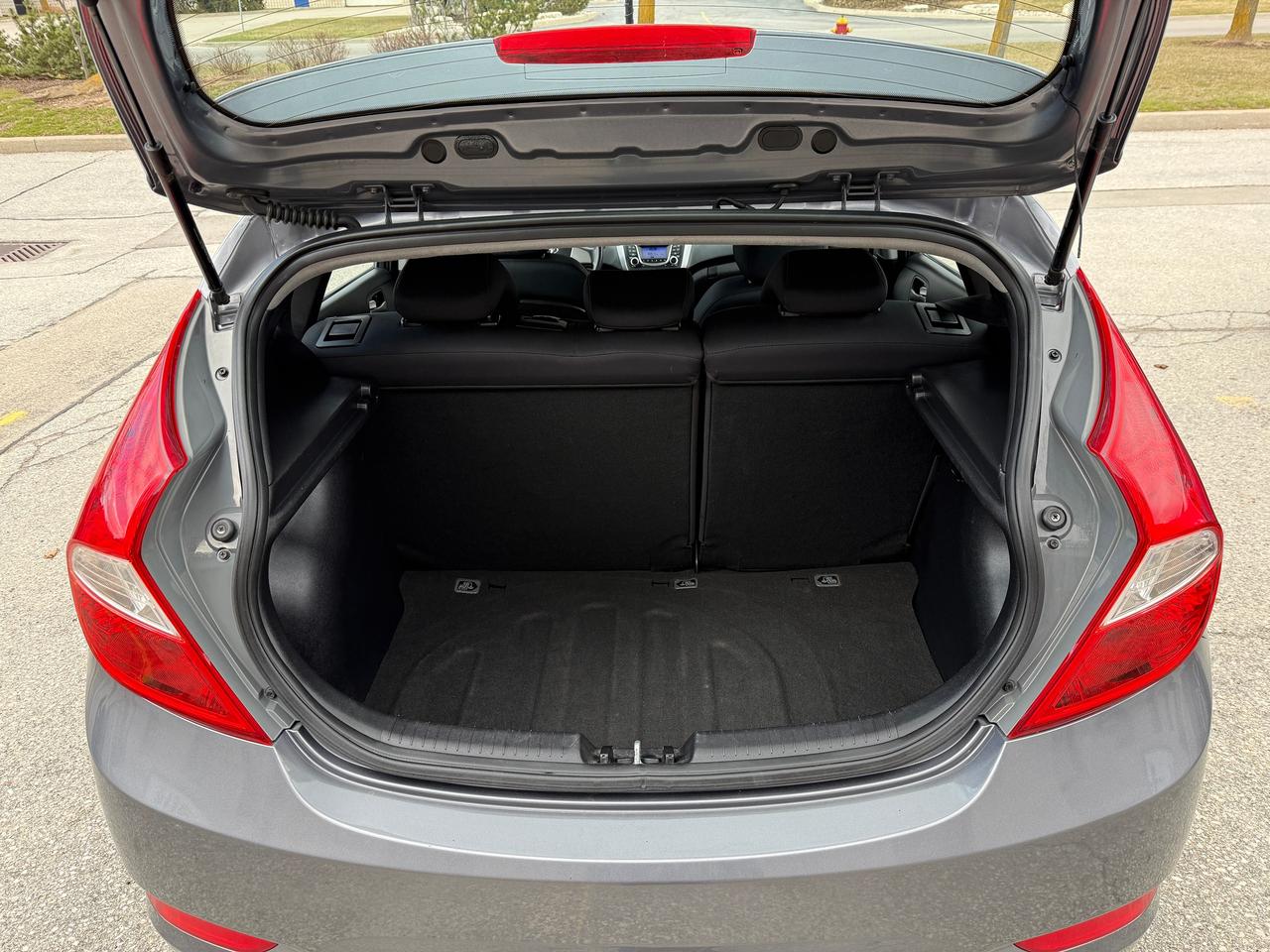 2016 Hyundai Accent LE.AUTOMATIC with AC..NO ACCIDENTS..CERTIFIED !! Photo