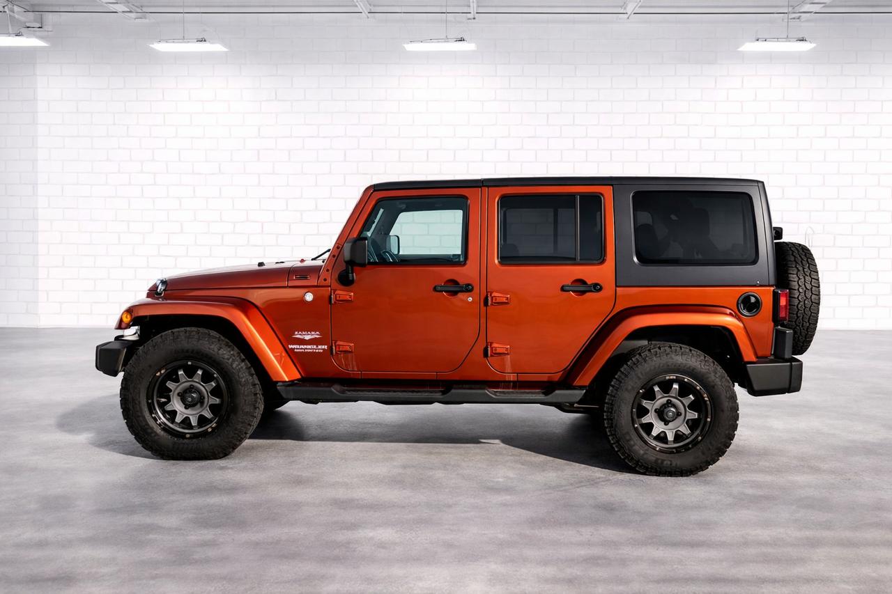 2014 Jeep Wrangler 4WD 4DR Sahara One Owner Photo2